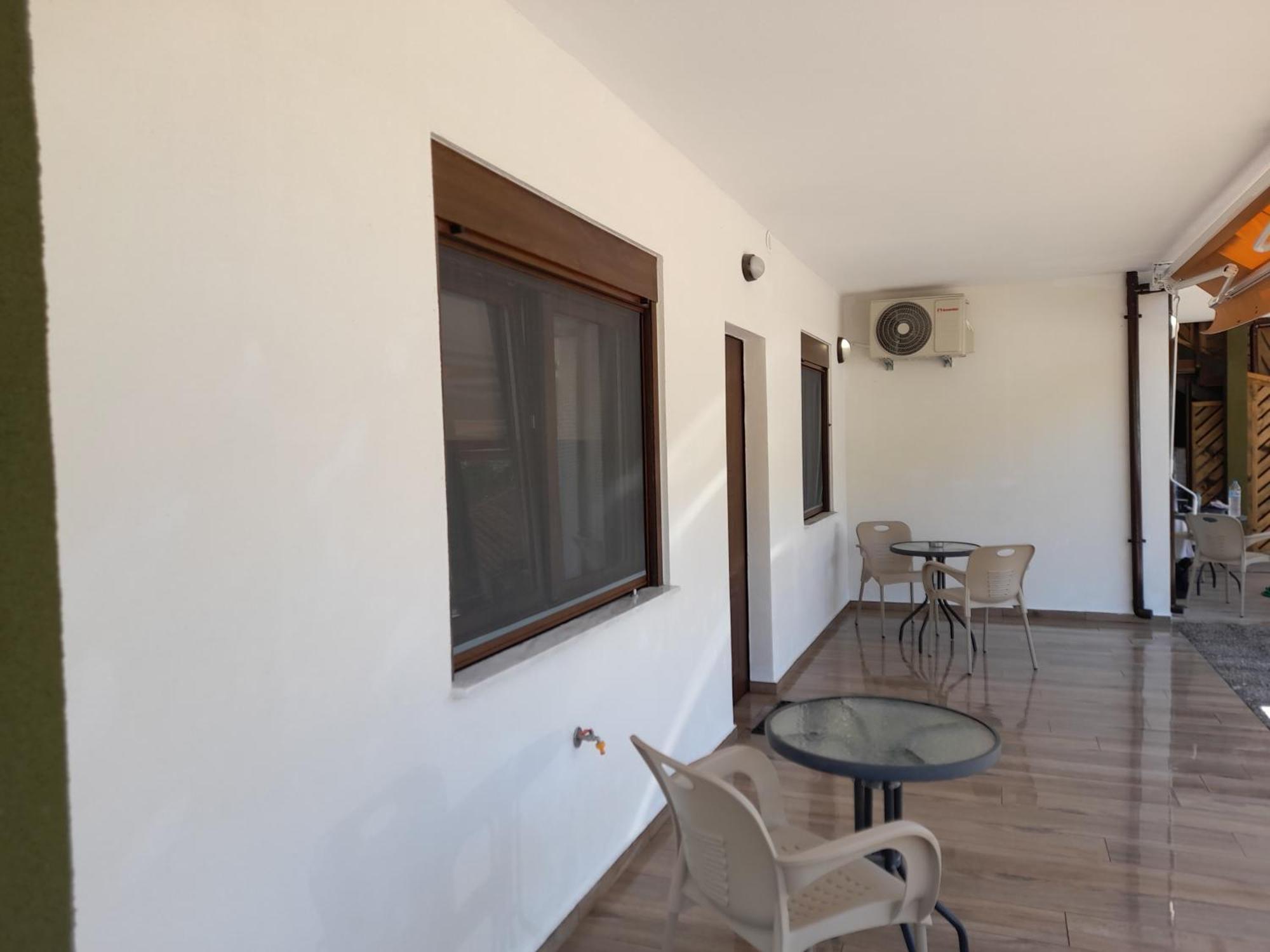 MAD'S Villas 1 Néa Péramos Habitación foto