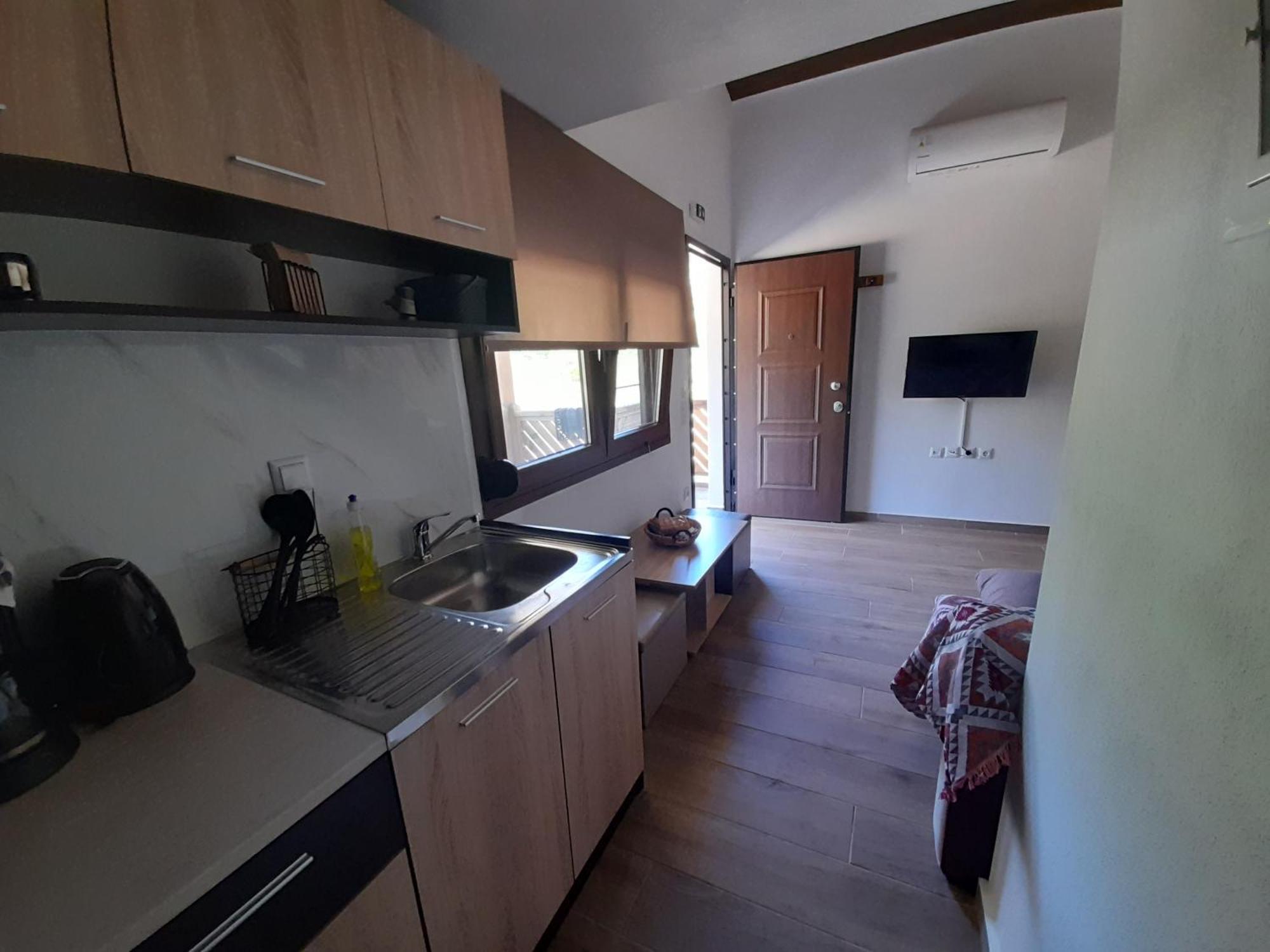 MAD'S Villas 1 Néa Péramos Habitación foto