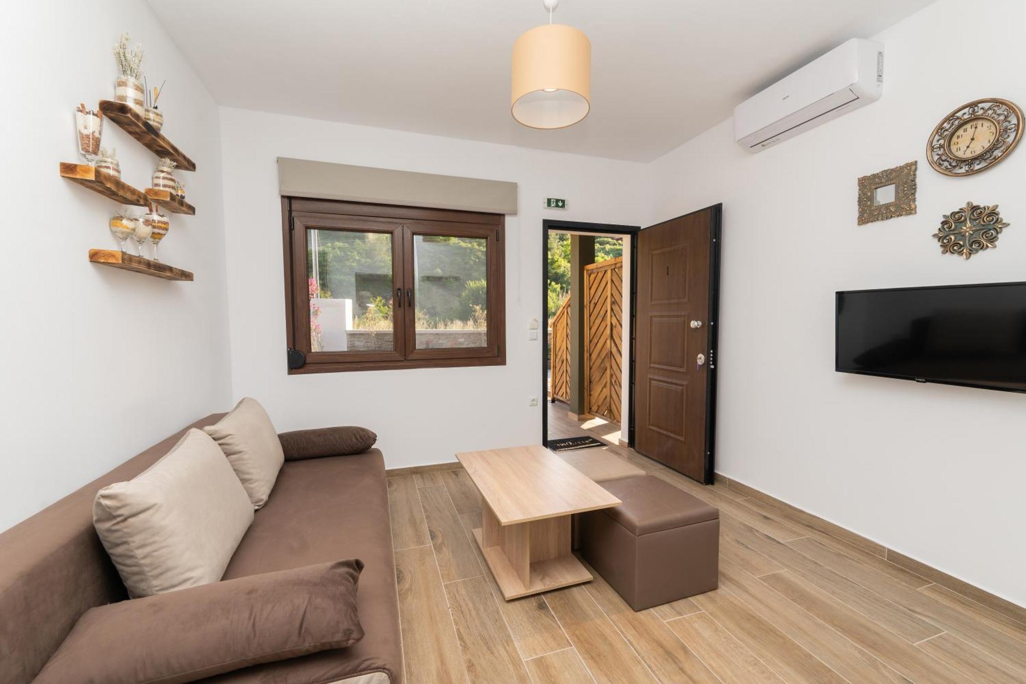 MAD'S Villas 1 Néa Péramos Habitación foto
